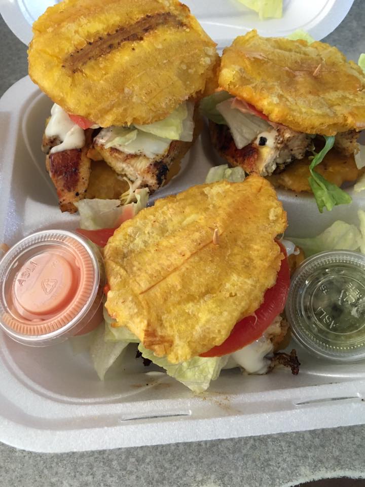 Tostone sliders with chicken
